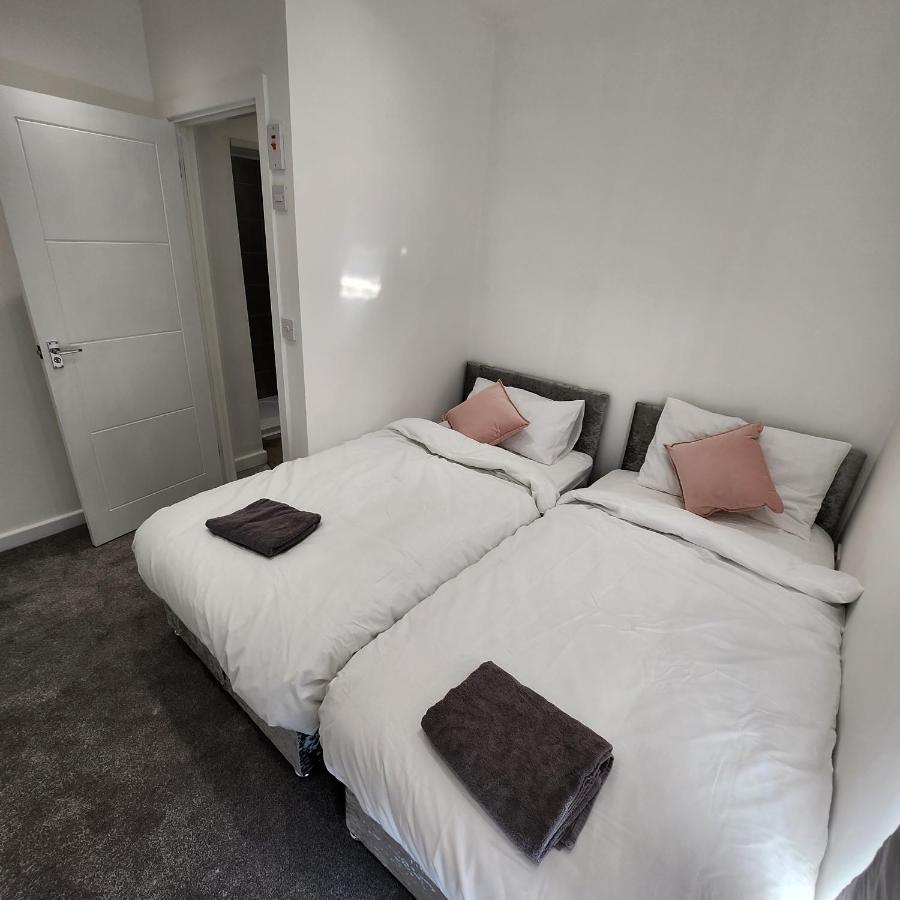 Comfy Diamond Ensuite Room Maidstone With Free Parking And Speedy Wifi Eksteriør bilde
